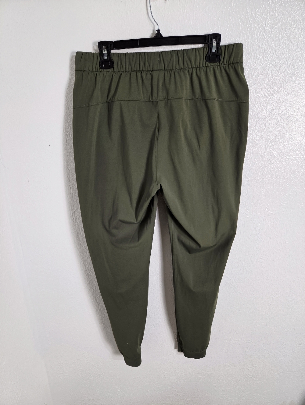 Travel Jogger Olive Green Drawstring Jogger Pants, Size Large - Picture 6 of 8